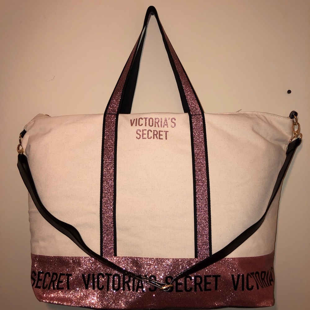 Brand new VS weekender bag